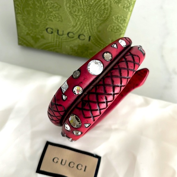 NEW w/box Gucci Resin & Crystal Snake Bangle Bracelet - Picture 3 of 7